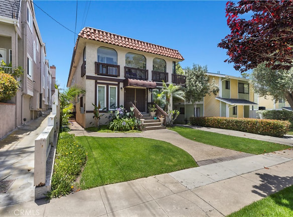 621 N Guadalupe Ave #3 - Redondo Beach, CA