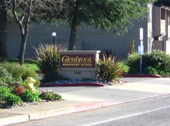 Glenbrook Apartments - Chico, CA