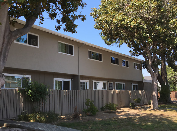 Del Prado I Apartments - Sunnyvale, CA