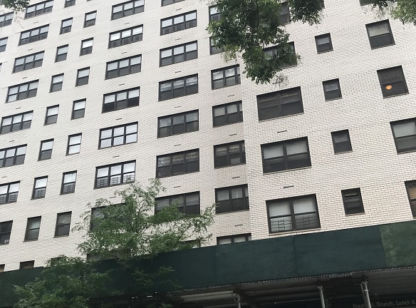 Lexington Towers Apartments - New York, NY