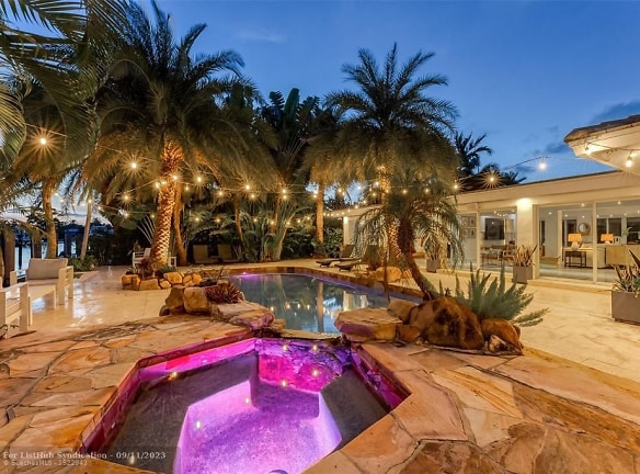 268 Imperial Ln - Lauderdale By The Sea, FL