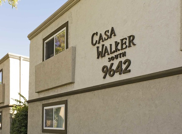 Casa Walker - Cypress, CA