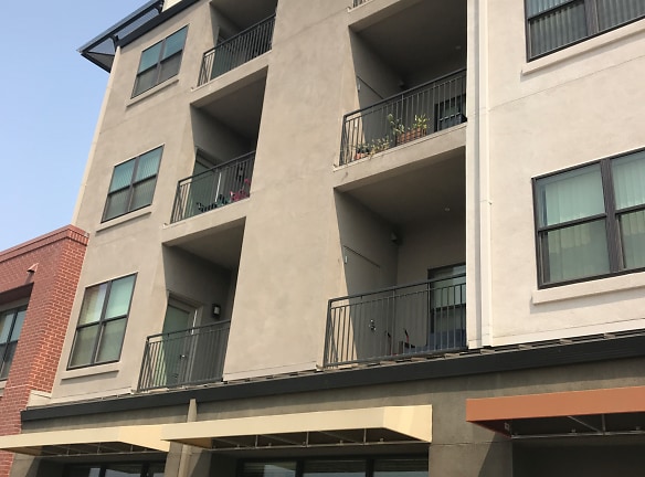 Cannery Place Apartments - Sacramento, CA