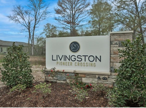 Livingston Pioneer Crossing - Livingston, TX