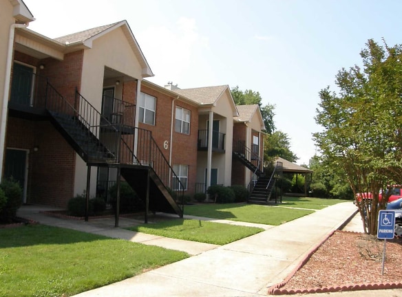 Courtyard Apartments - Florence, AL