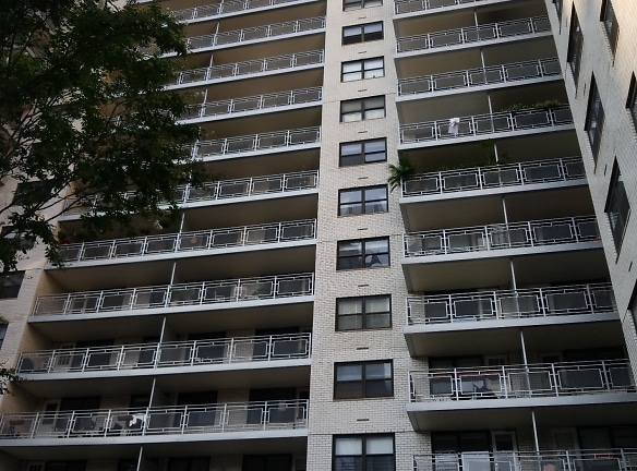 Yorkshire Towers Apartments - New York, NY