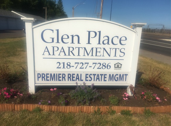 Glen Place Apartments - Duluth, MN