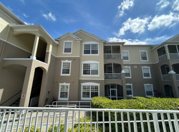 584 Brantley Terrace unit 302 - Altamonte Springs, FL