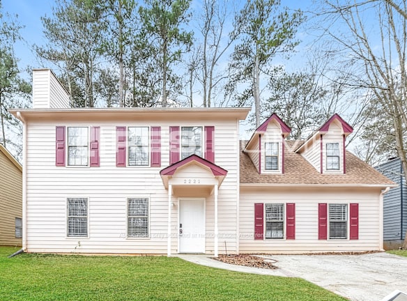 2221 Lowtrail Court Lithonia GA 30058 Home For Rent Rentals com