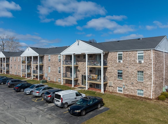Parkside Apartments - Toledo, OH