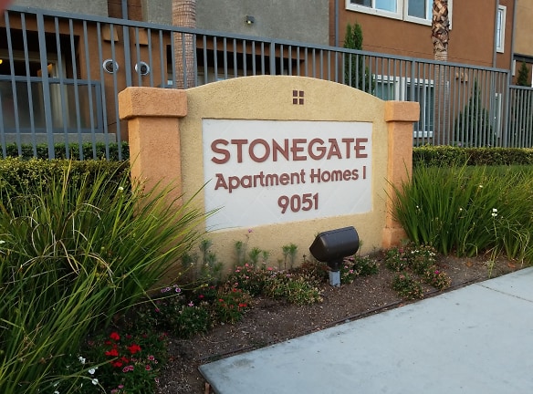 Stonegate Apartments - Anaheim, CA
