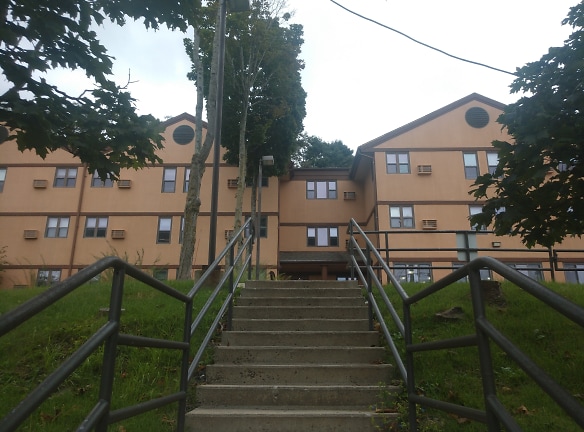 Bishop Curtis Homes Apartments - Bethel, CT