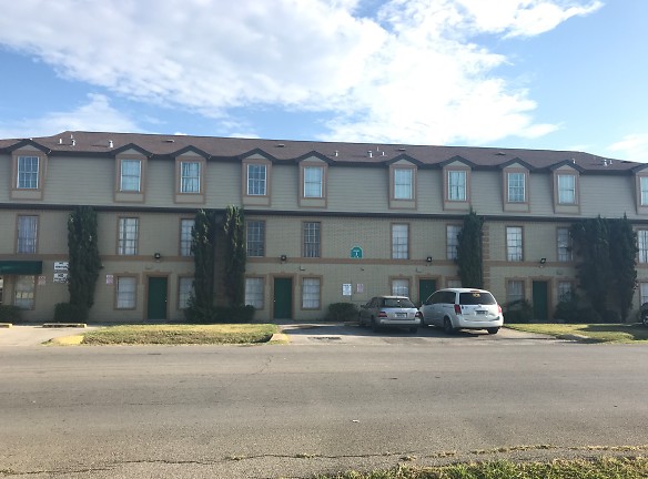 Villacontento Apartments - Houston, TX