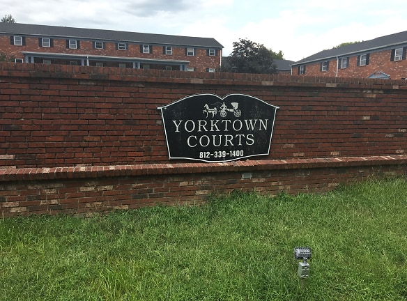 Yorktown Courts Apartments - Bloomington, IN