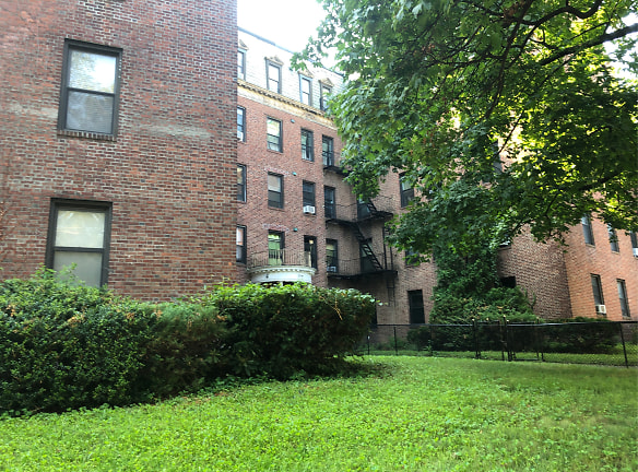 10 N Fulton Ave Apartments - Mount Vernon, NY