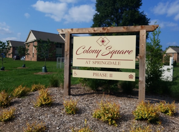 Colony Square Apartments - Springdale, AR