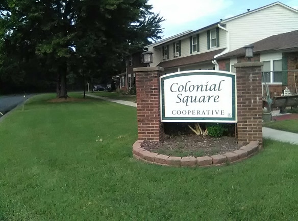 Colonial Square Cooperative Apartments - Louisville, KY