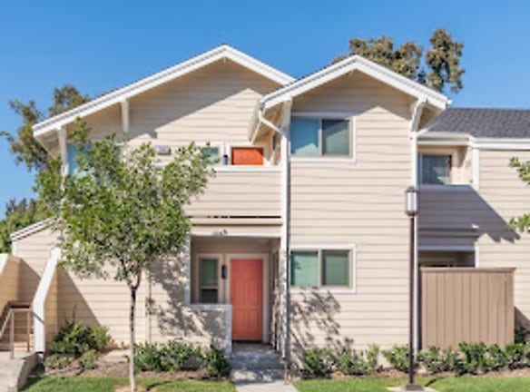 Woodbridge Willows Apartments - Irvine, CA