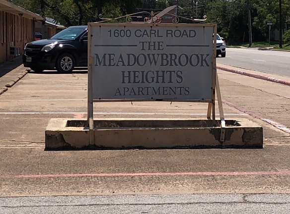 Meadowbrook Heights Apartments - Irving, TX