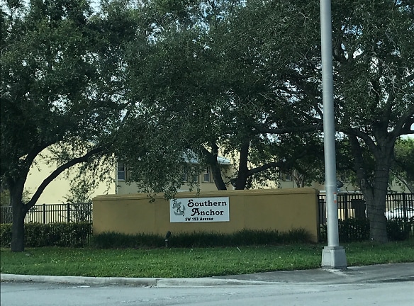 Southern Anchor Apartments - Miami, FL