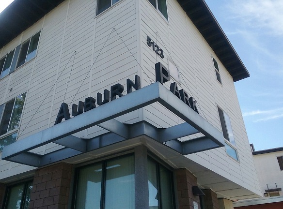 Auburn Park Apartments - San Diego, CA