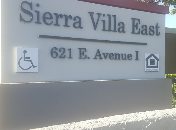 Sierra Villa East Apartments - Lancaster, CA