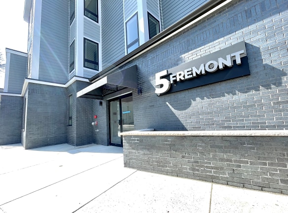 5 Fremont St unit 204 - Winthrop, MA