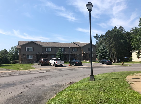 Parkedge Town Houses Apartments - Utica, NY