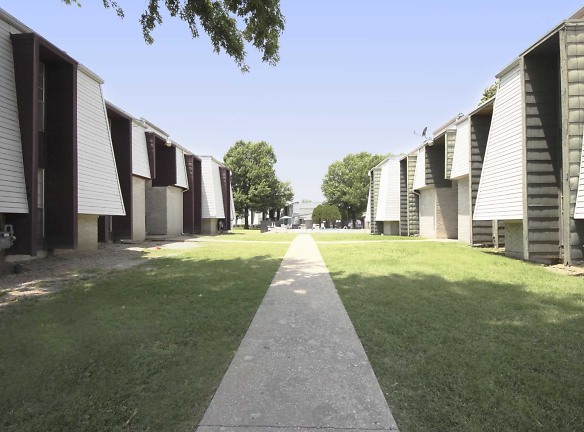 The Addison Apartments - Tulsa, OK