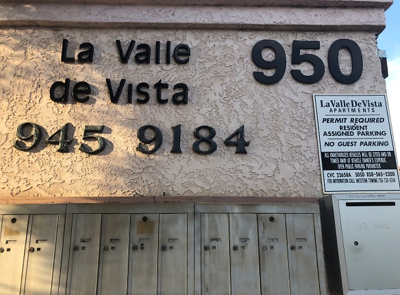 La Valle De Vista Apartments - Vista, CA