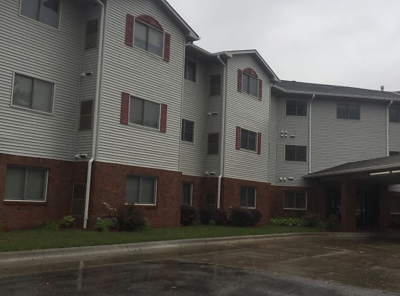 Harmony Court Apartments - Council Bluffs, IA