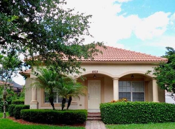 8103 Bautista Way - Palm Beach Gardens, FL