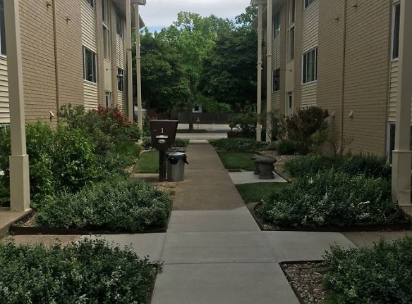 Elm Grove Apartments - New Albany, IN
