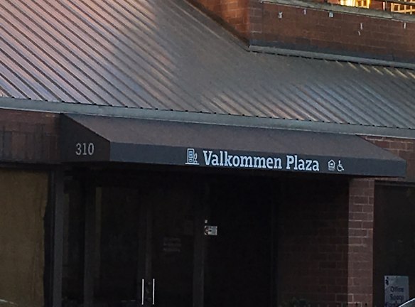 Valkommen Plaza Apartments - Rockford, IL