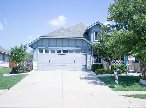 233 Chalk Mountain Dr - Fort Worth, TX