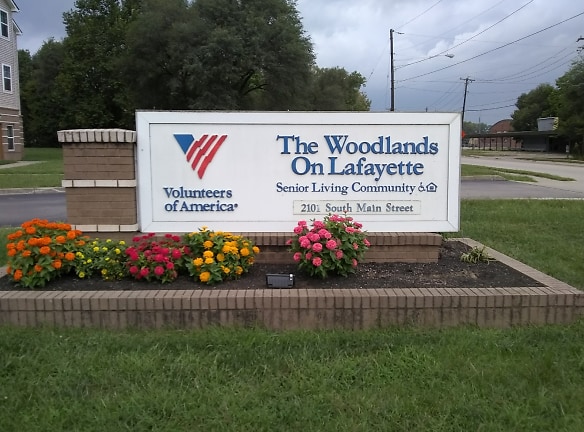 The Woodlands Senior Living (55 Or Better) Apartments - Middletown, OH