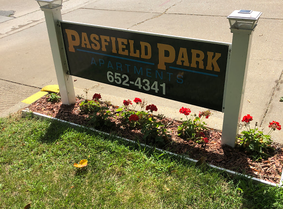 Pasfield Park Apartments - Springfield, IL