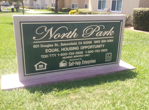 North Park Apartments - Bakersfield, CA
