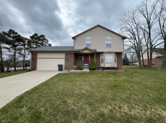 3970 Orchardview Ave - Rochester Hills, MI