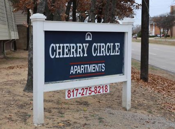 Cherry Circle - Arlington, TX