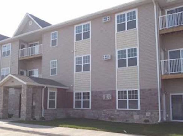 WillowBrooke Lodge Apartments - Minot, ND