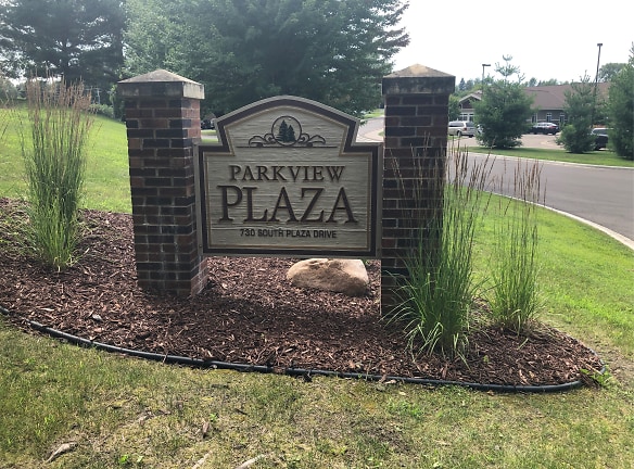 Parkview Plaza Apartments - Mendota Heights, MN