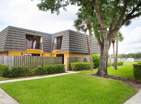 Community Partners Apartments - West Palm Beach, FL