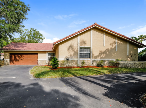 4081 NW 115th Ave - Coral Springs, FL