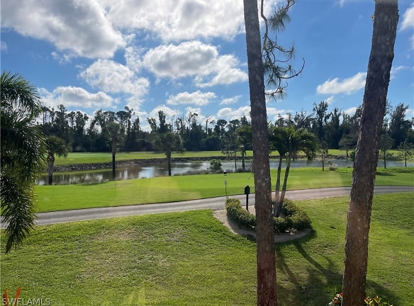 5930 Trailwinds Dr #325 - Fort Myers, FL