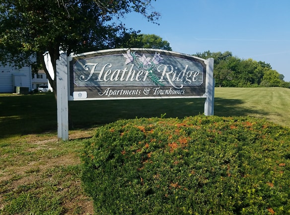 Heather Ridge Apartments - Rock Island, IL