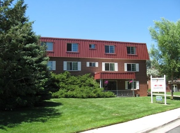 Royal Village Apartment Homes - Broomfield, CO