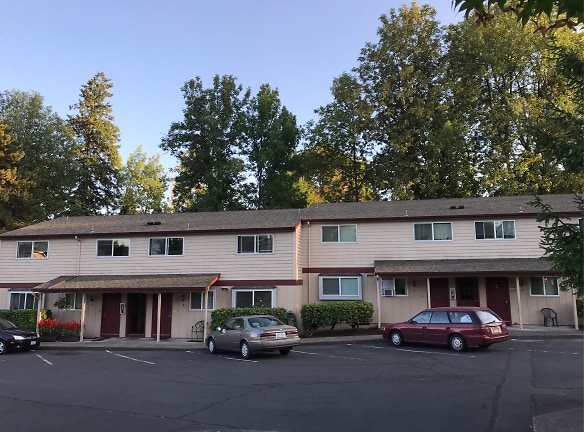 Village Apartment - Portland, OR