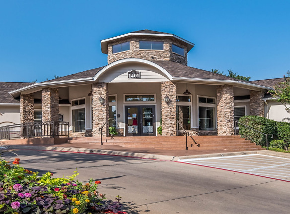 Westdale Hills Apartments - Euless, TX