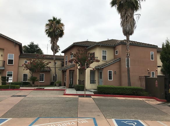 Monte Vista Gardens Apartments - San Jose, CA